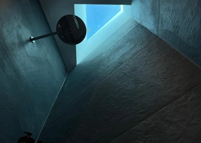 Rooftop Marine 101 * Durrës