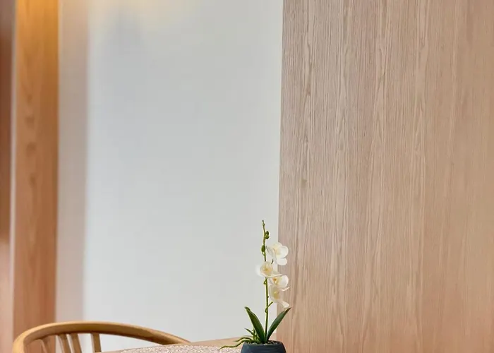 Rooftop Marine 101 Apartment